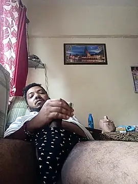 Snapshot of Mmm992170 chatting on October 2025 04:31:02 AM Mmm992170 online show from October 2025 04:31:02 AM