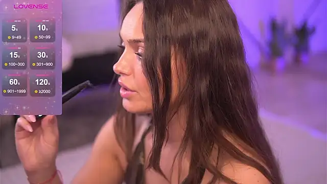 EmilyJuarez online show from April 2026 11:41:01 AM