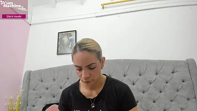 Valesskahall online show from October 2025 12:03:01 PM