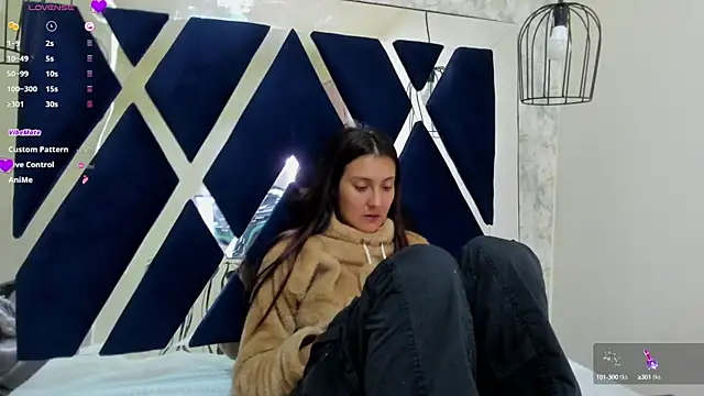  alaia collway  online show from December 2024 12:12:02 PM