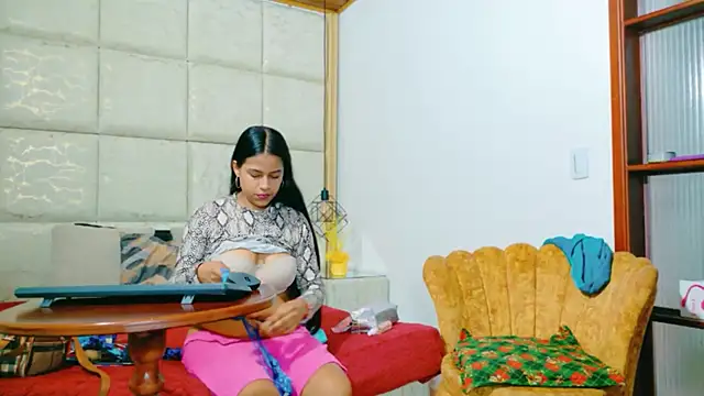 Snapshot of FerANDviki chatting on October 2025 01:19:01 PM FerANDviki online show from October 2025 01:19:01 PM