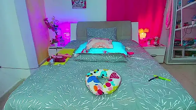 Kendralove31xxx online show from March 2026 02:45:02 AM