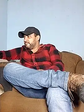 friendsloversex online show from February 2025 08:10:01 PM