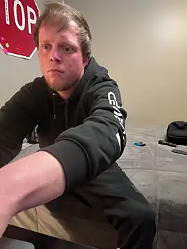 BigJohnson06 online show from April 2026 05:22:02 PM