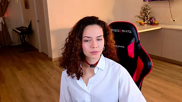 AngellaRoss online show from December 2025 06:37:02 PM