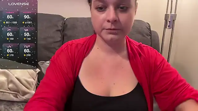 NaughtyWifeUK online show from November 2025 01:15:01 AM