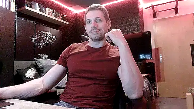 Snapshot of dreamwallker21 chatting on April 2026 08:11:01 PM dreamwallker21 online show from April 2026 08:11:01 PM