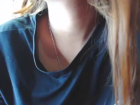 Snapshot of your_Shanvi chatting on November 2025 07:03:01 PM your Shanvi online show from November 2025 07:03:01 PM