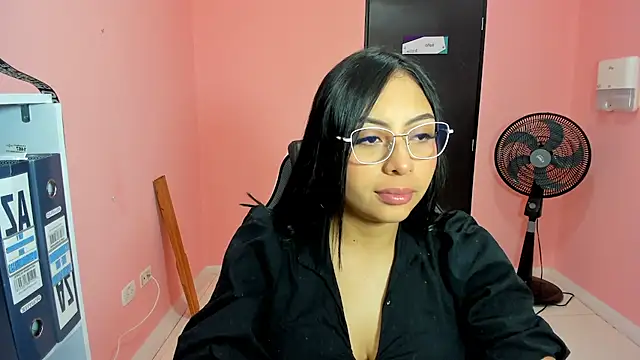 AlanaPetterson online show from December 2024 12:56:02 PM