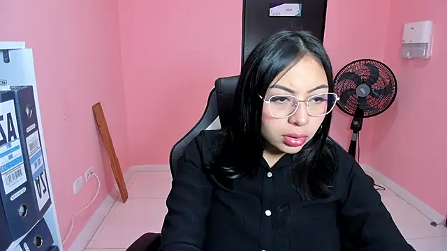 AlanaPetterson online show from December 2024 12:40:02 PM