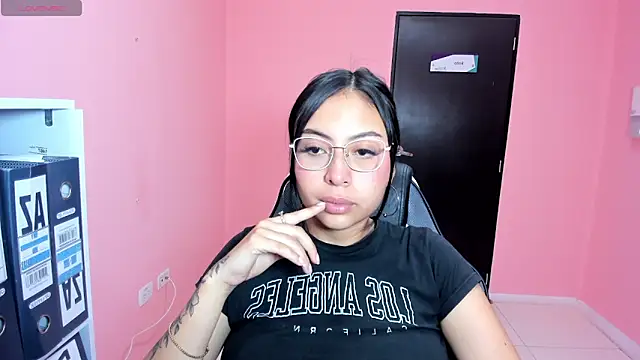 AlanaPetterson online show from December 2024 12:44:02 PM