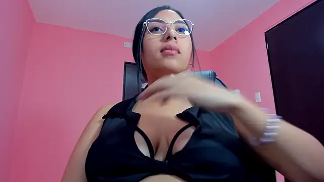 AlanaPetterson online show from December 2024 03:58:01 PM