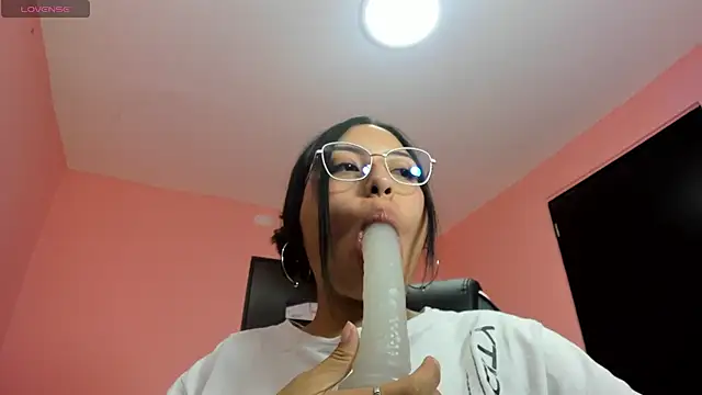 AlanaPetterson online show from December 2024 05:29:02 PM