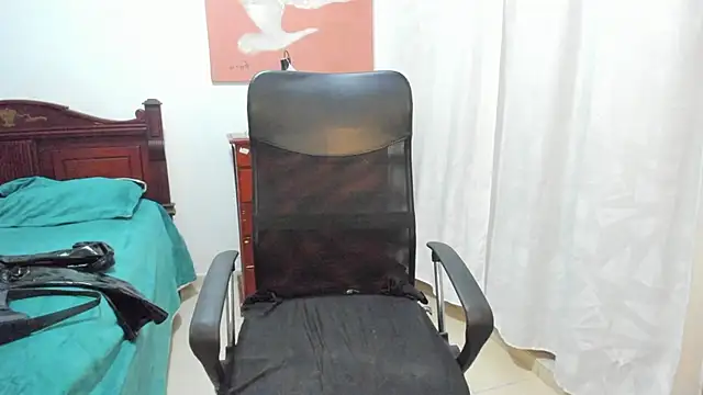 misstresbigcockts online show from November 2025 10:01:02 AM