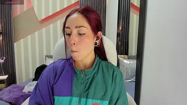 emily layton online show from February 2026 12:17:02 AM