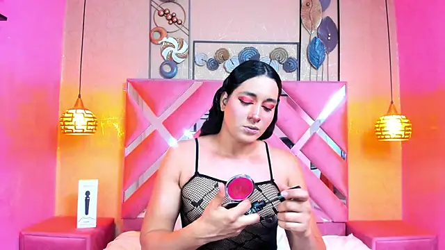 Alison Chan  online show from September 2025 01:57:02 PM