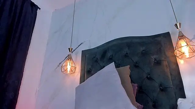 annyvans online show from December 2025 09:53:02 PM