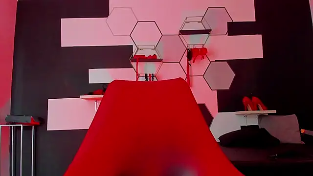 alondrabigtits online show from January 2025 12:15:02 PM