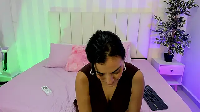 Ada Monroe10 online show from January 2025 04:19:01 PM