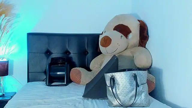 jasmindivas online show from December 2024 01:05:02 PM