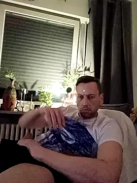 Snapshot of Jastra chatting on November 2025 07:57:01 PM Jastra online show from November 2025 07:57:01 PM