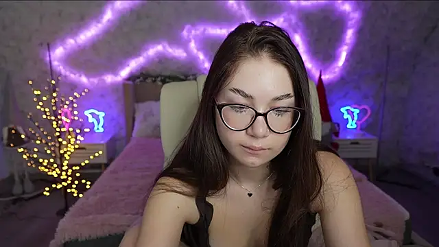 Sunny Sweety online show from February 2025 05:53:01 AM