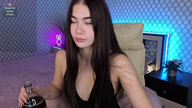 Snapshot of Sunny_Sweety chatting on October 2025 03:35:02 PM Sunny Sweety online show from October 2025 03:35:02 PM