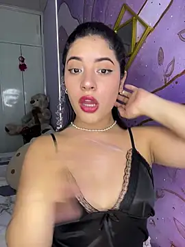 Snapshot of RileySkye chatting on June 2026 06:34:01 PM RileySkye online show from June 2026 06:34:01 PM