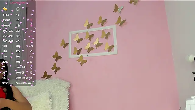 Snapshot of Alba_Olimpo chatting on January 2025 03:44:02 AM Alba Olimpo online show from January 2025 03:44:02 AM