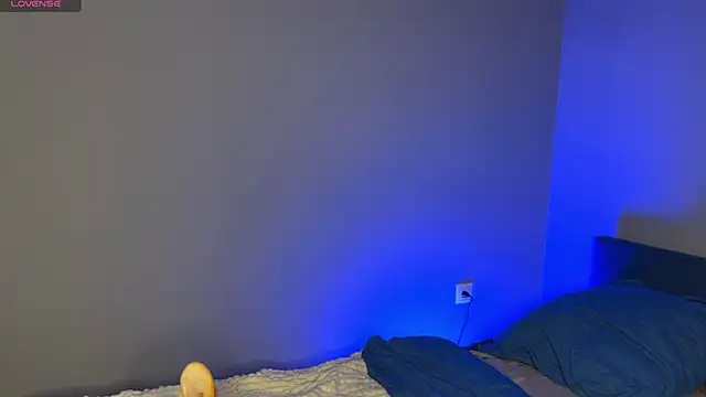 ElizabethElison online show from February 2025 09:00:02 AM