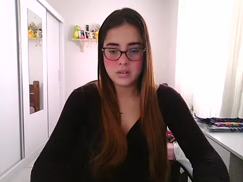maliamiller online show from May 2026 10:43:01 AM