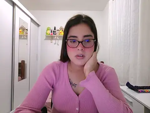 maliamiller online show from May 2026 08:47:02 PM