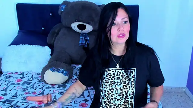 FelinaJohnson online show from January 2025 04:58:02 PM