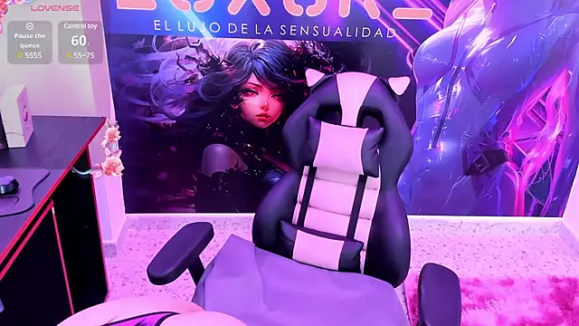 FelinaJohnson online show from January 2025 10:01:01 PM