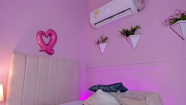  bianca 18 online show from February 2025 05:57:02 PM