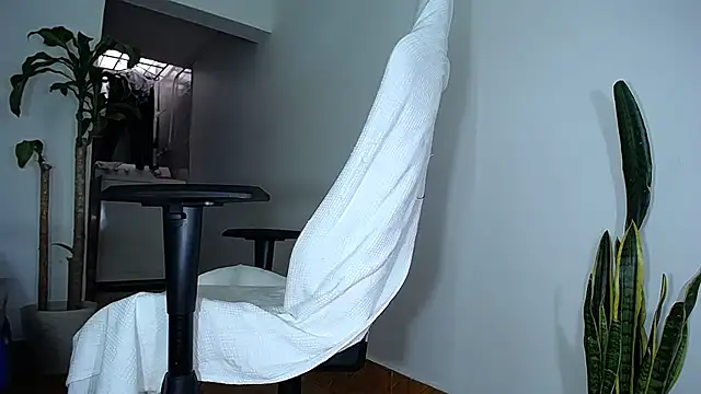 diamond black00 online show from February 2025 08:56:01 PM