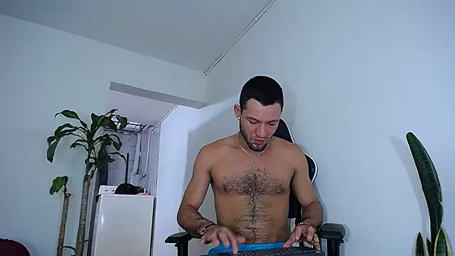 diamond black00 online show from March 2025 10:42:01 PM