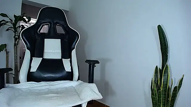 diamond black00 online show from March 2025 07:35:02 PM