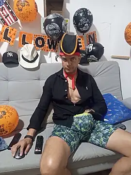 latinmartin73 online show from October 2025 01:53:02 AM