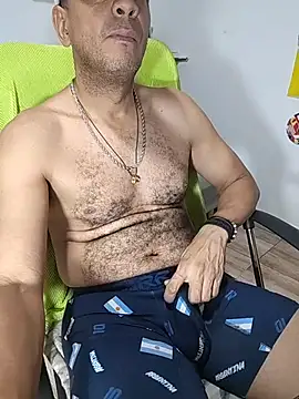 Snapshot of latinmartin73 chatting on July 2026 02:40:01 AM latinmartin73 online show from July 2026 02:40:01 AM