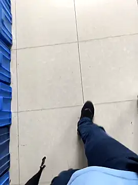 huzi518 online show from September 2025 03:21:01 AM