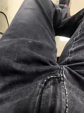 huzi518 online show from October 2025 03:06:02 AM