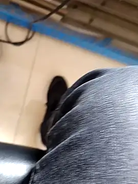 huzi518 online show from March 2026 02:48:01 AM