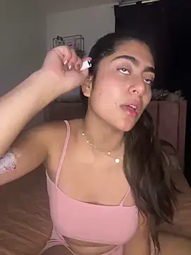 miakhalifaaa  online show from December 2024 06:35:01 AM