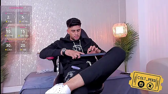 Colt Perci online show from March 2025 04:12:02 AM