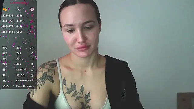Stasia Queen online show from December 2024 12:27:01 PM