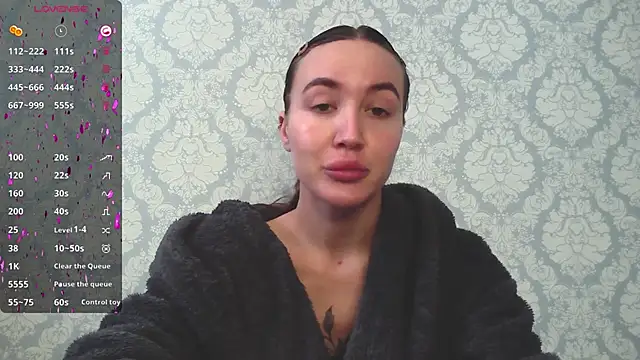 Stasia Queen online show from February 2025 07:45:01 AM