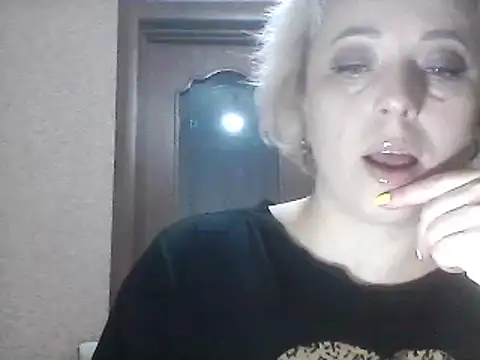 Snapshot of SweetCandy356 chatting on March 2025 12:02:02 PM SweetCandy356 online show from March 2025 12:02:02 PM