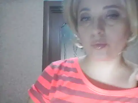 Snapshot of SweetCandy356 chatting on March 2025 11:27:02 AM SweetCandy356 online show from March 2025 11:27:02 AM