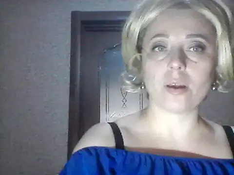 Snapshot of SweetCandy356 chatting on March 2025 03:06:01 PM SweetCandy356 online show from March 2025 03:06:01 PM